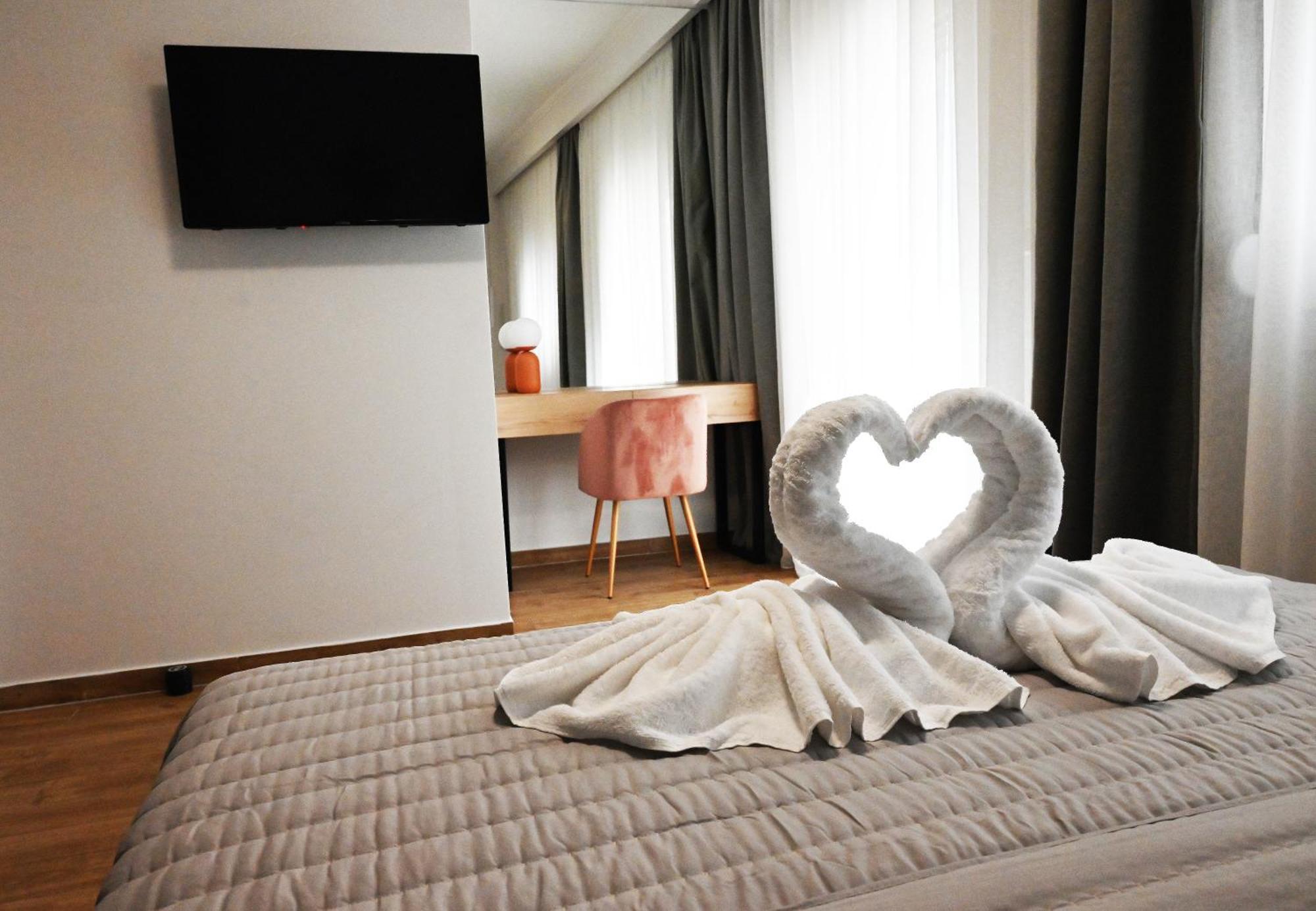 Mouson Luxury Suite With Free Private Parking Кавала Екстериор снимка